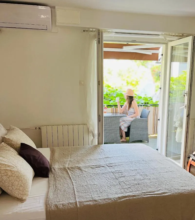 Apartmani Esmeralda Rovinj 0*,  Croatia